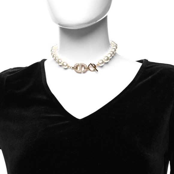 Christian Dior Authentic choker necklace